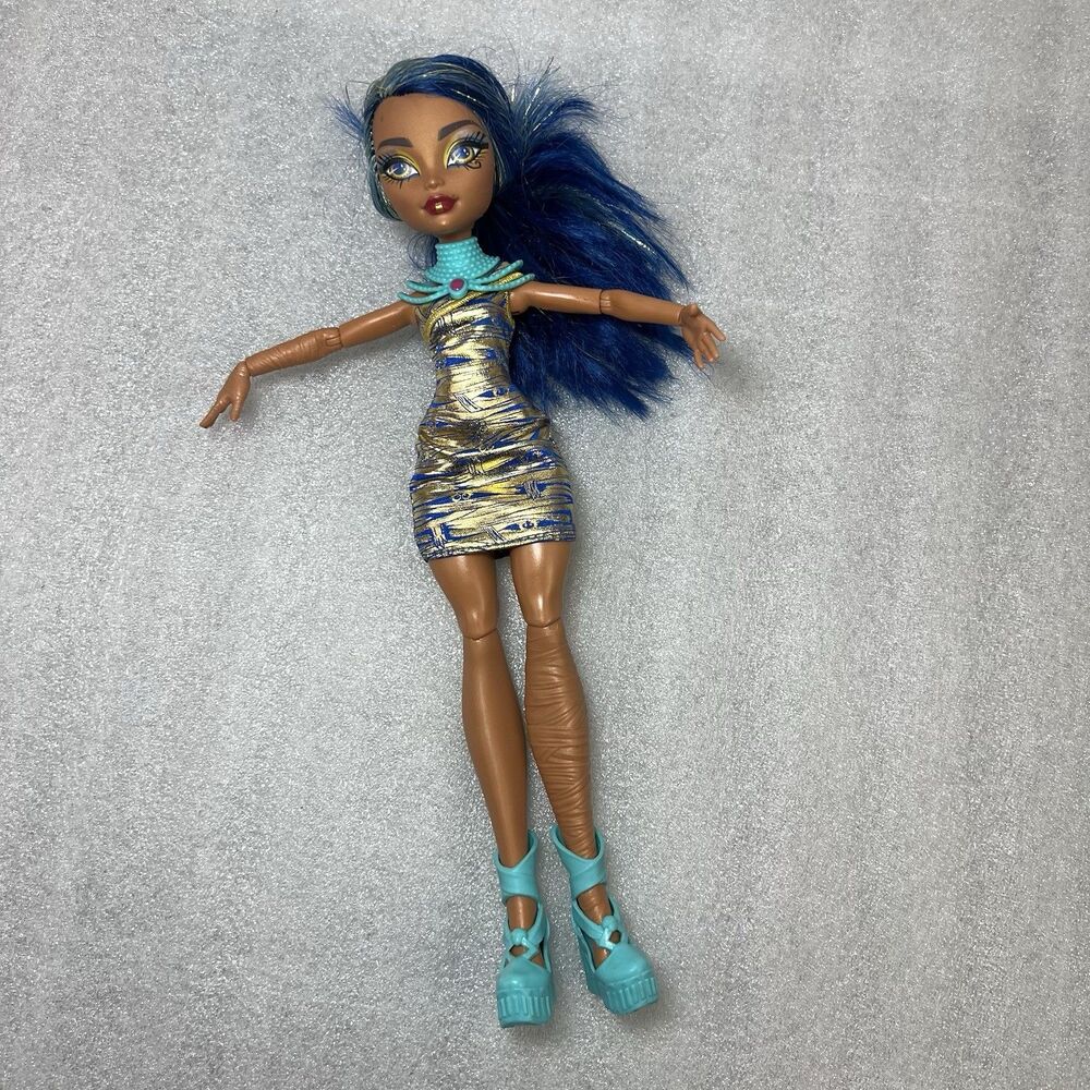 Monster High Cleo DeNile International Budget Doll Jointed dolls - Picture 4 of 7